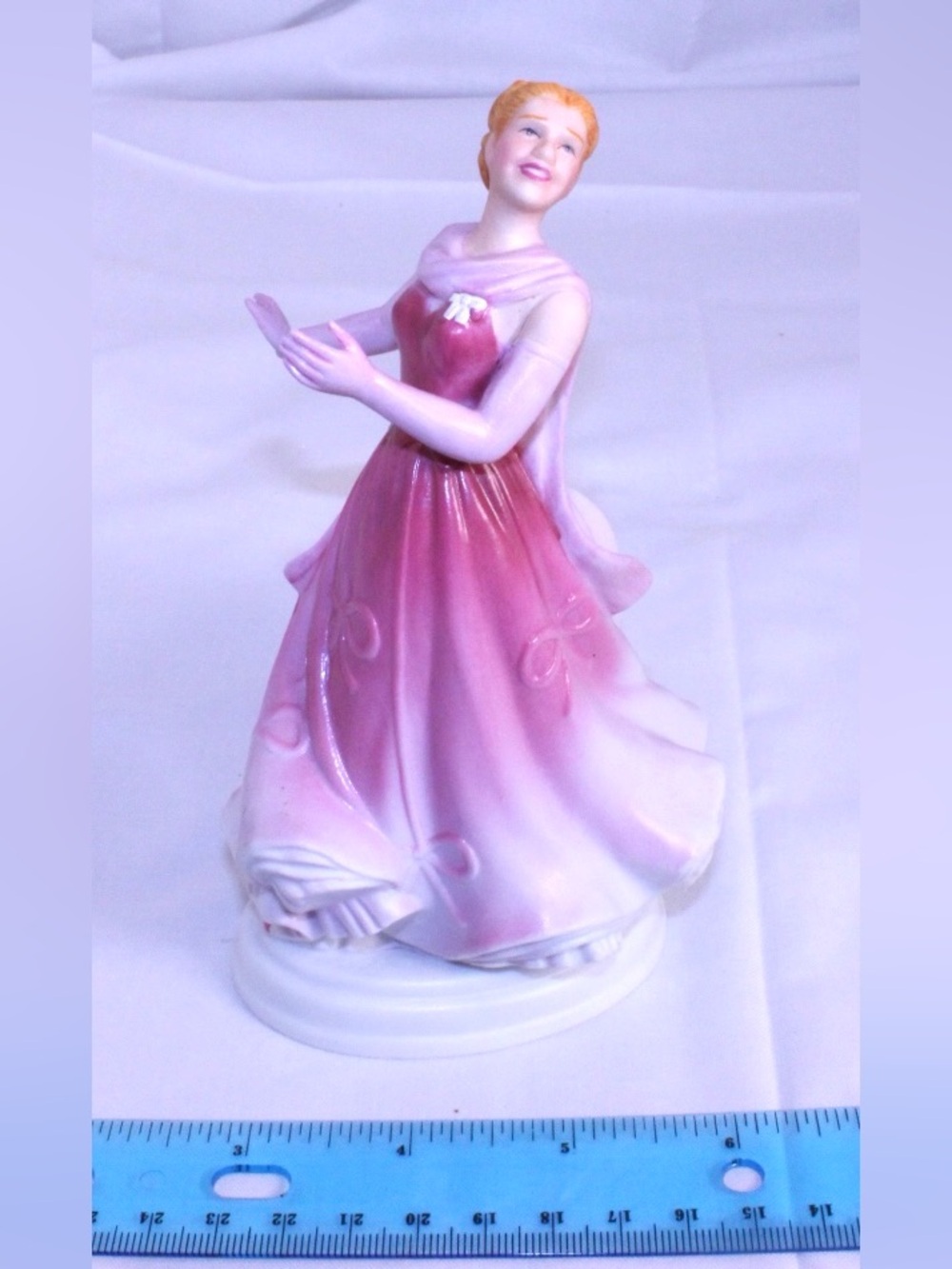 VTG 1984 Avon Ginger Rogers Dinah Barkley Hollywood Figurine